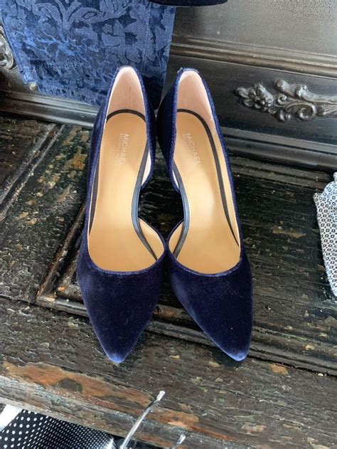 michael kors pw16e|Michael Michael Kors Dark Blue Velvet Pointy Toe Heels.